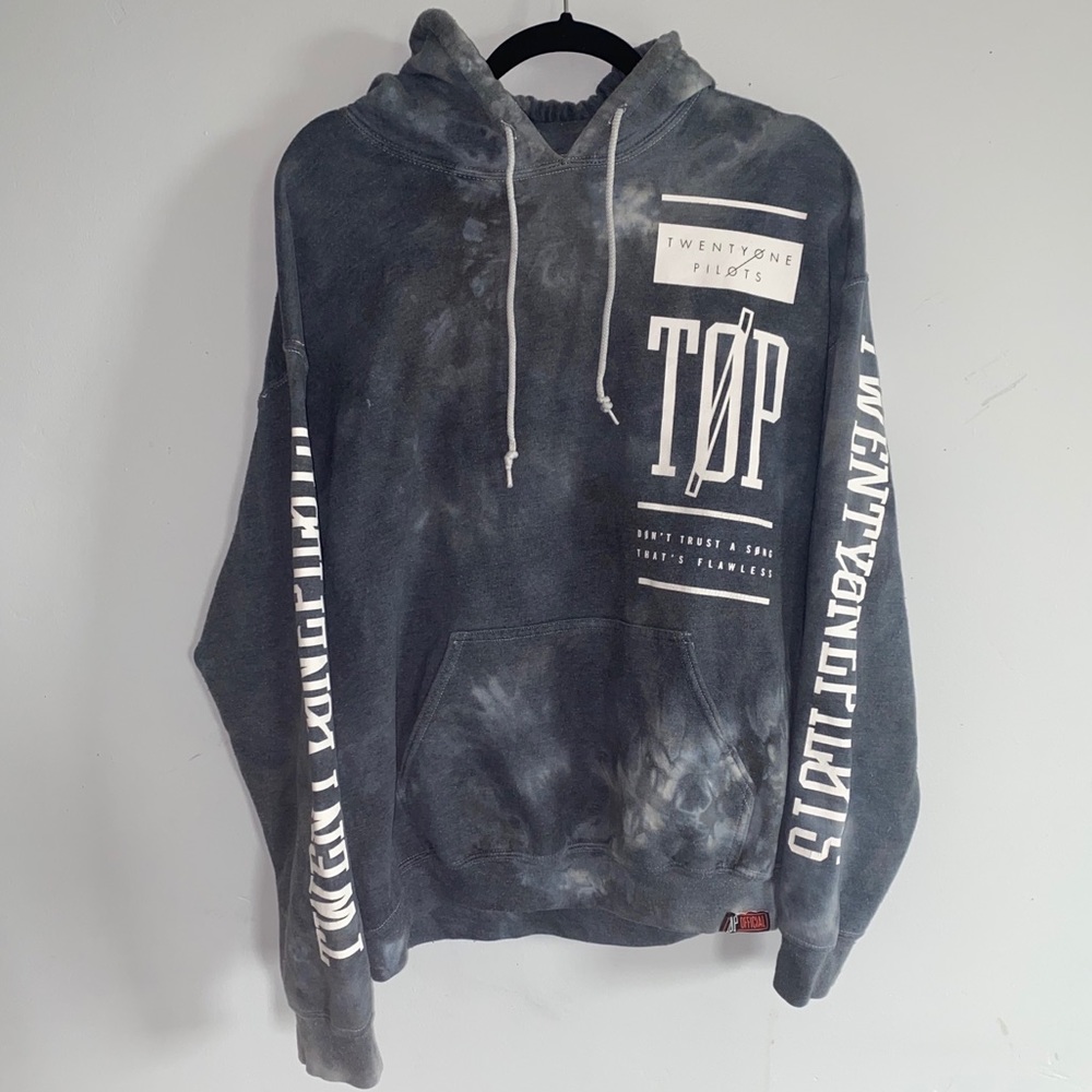 Acid wash hoodie